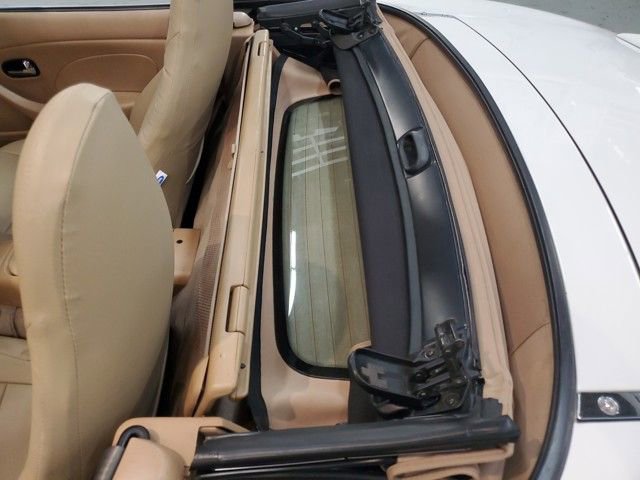 Used 2001 MAZDA MX-5 Miata image 26