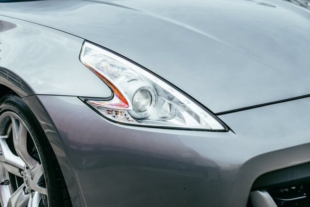 Used 2009 Nissan 370Z Touring RWD image 45
