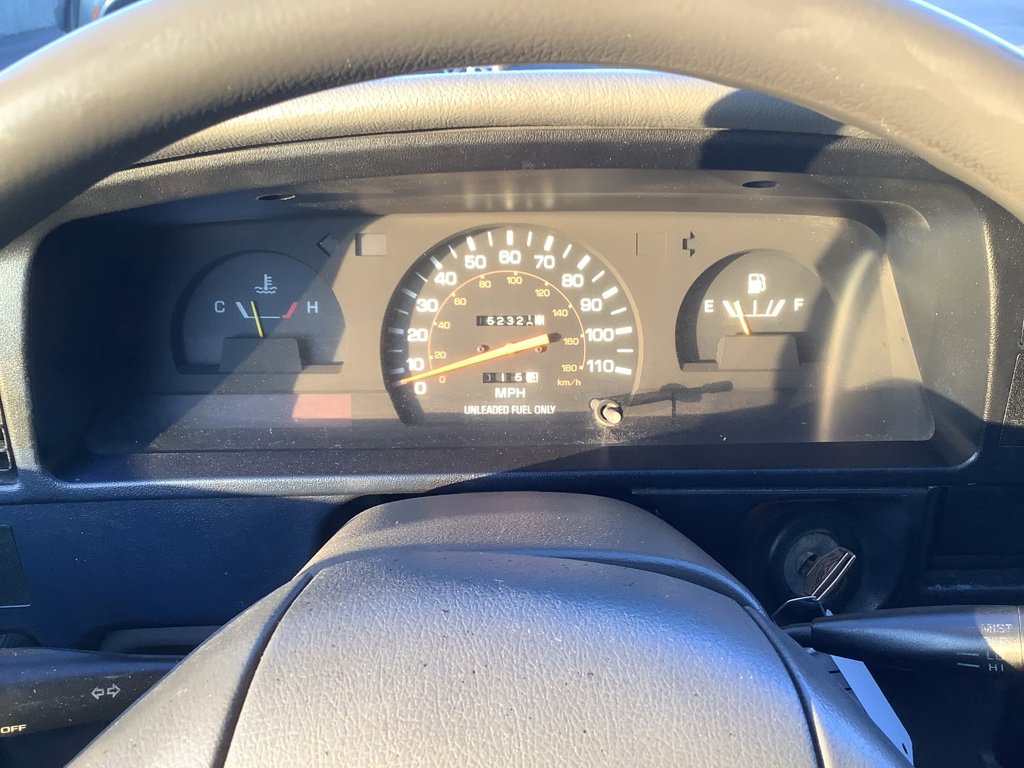 Used 1989 Toyota Pickup Deluxe image 14