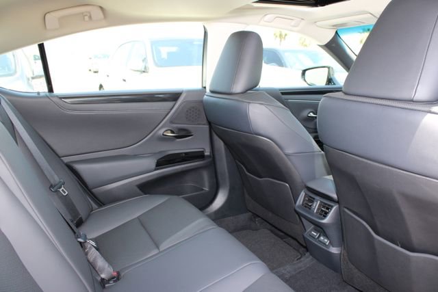 Certified 2025 Lexus ES 350 w/ Accessory Package (Z1) FWD image 7