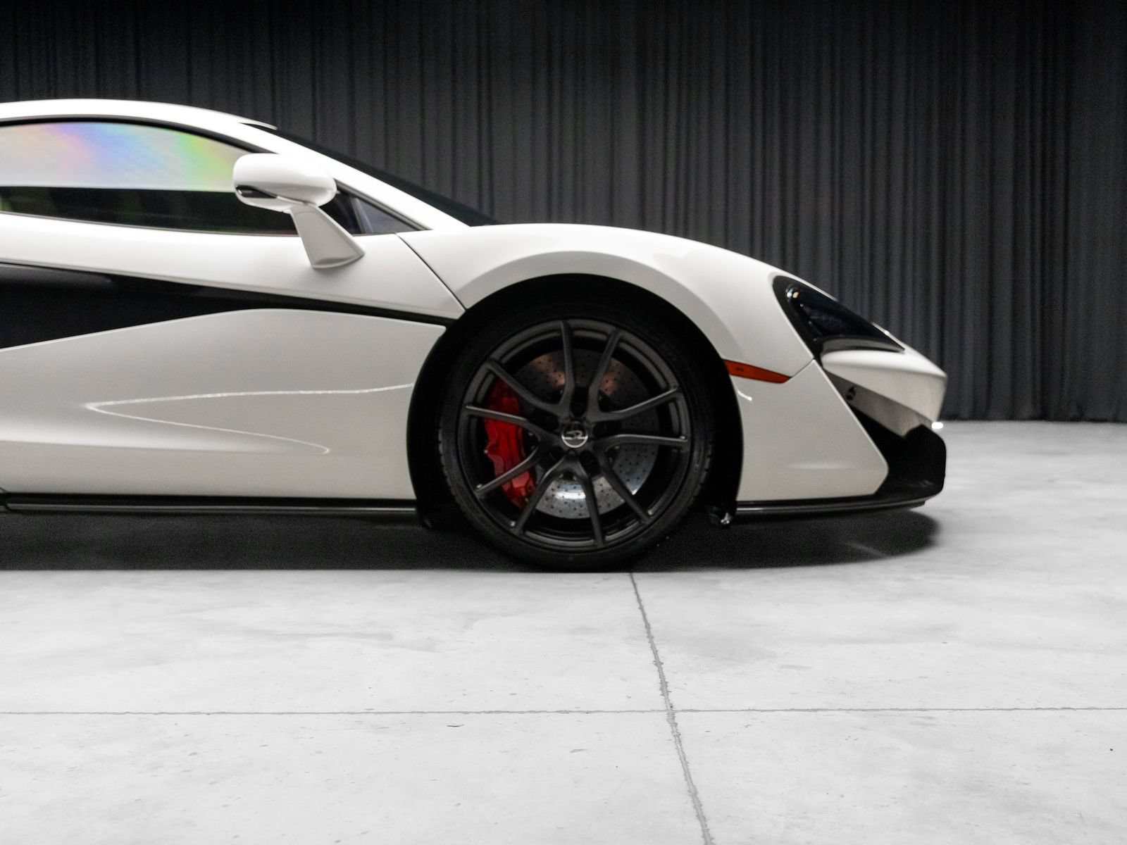 Used 2016 McLaren 570S Coupe RWD image 29