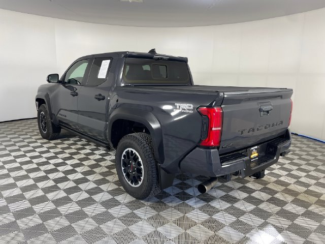 Used 2024 Toyota Tacoma TRD Off-Road w/ TRD Off Road Premium Package AWD/4WD image 22