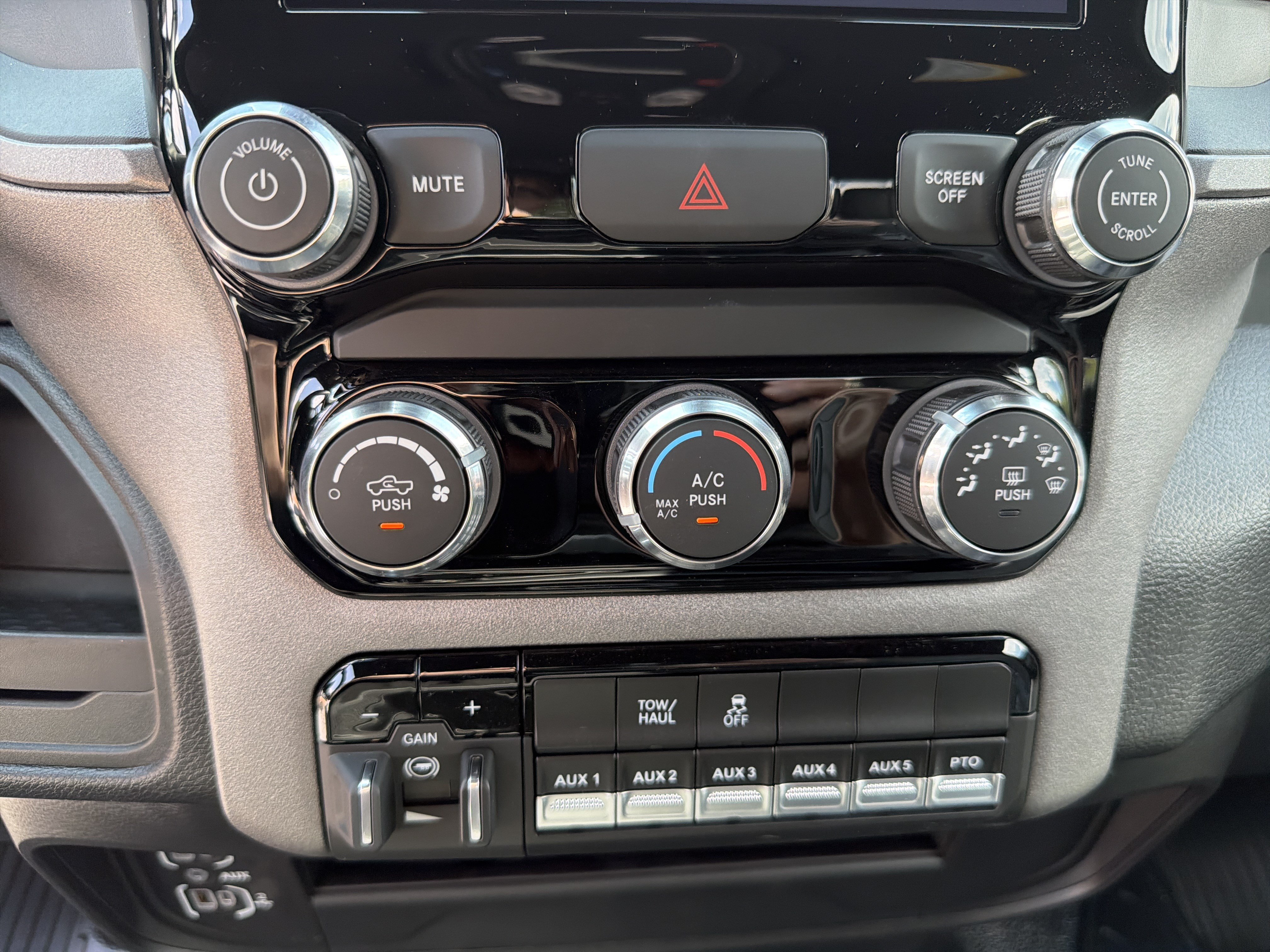 New 2026 RAM 5500 Tradesman RWD image 27
