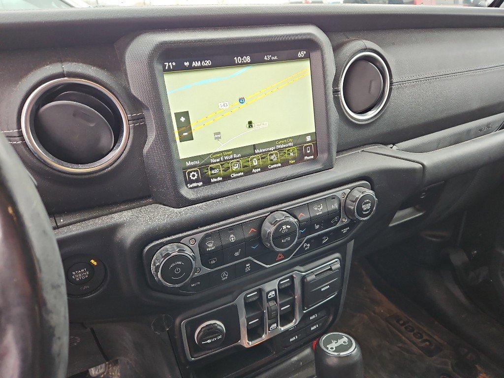 Used 2019 Jeep Wrangler Unlimited Sahara w/ Quick Order Package 24M Moab image 12