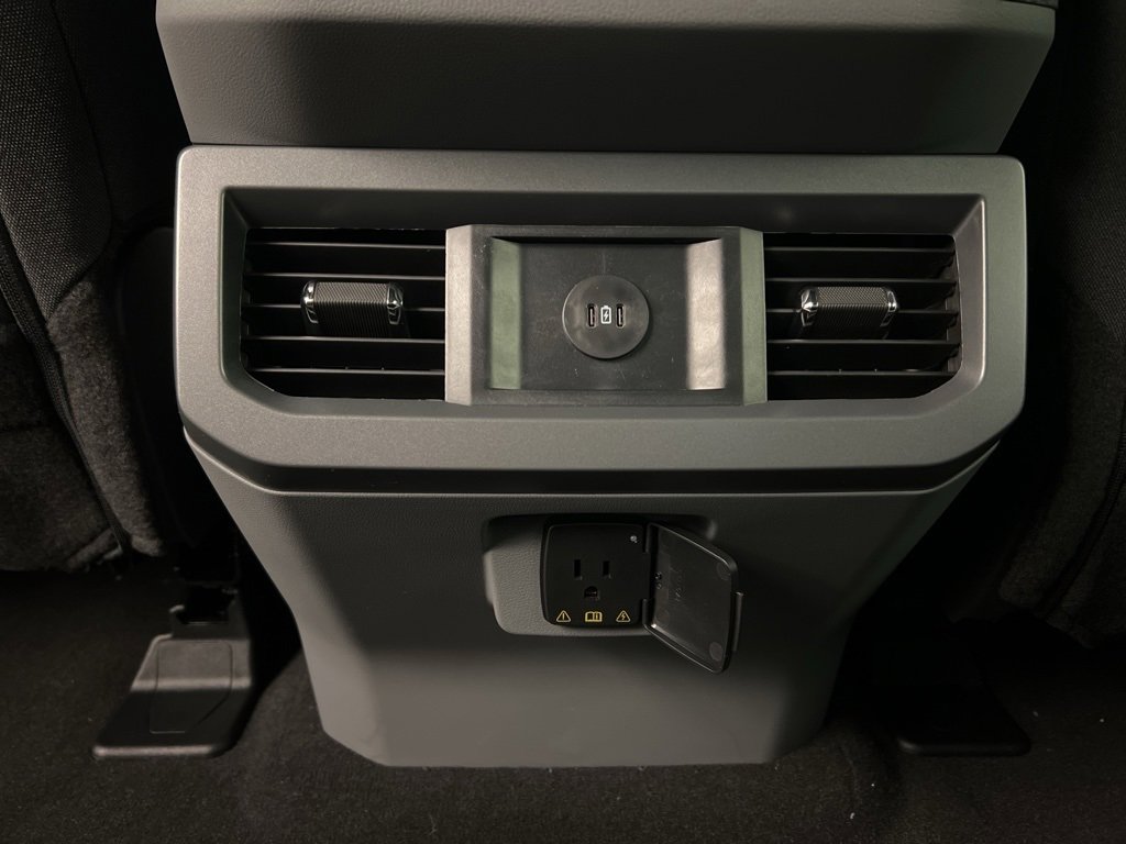 New 2025 Ford F250 XLT w/ Black Appearance Package image 32