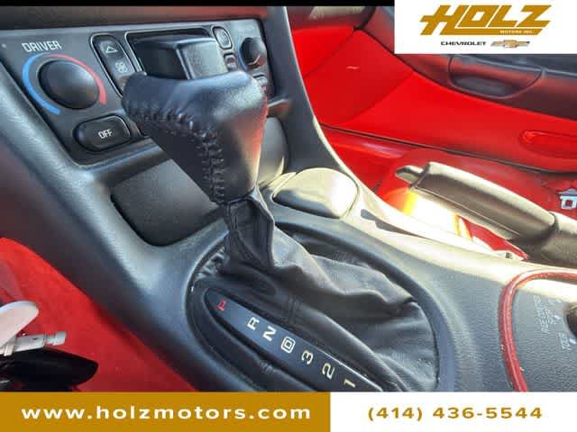 Used 2002 Chevrolet Corvette Convertible w/ Preferred Equipment Group2 RWD image 15