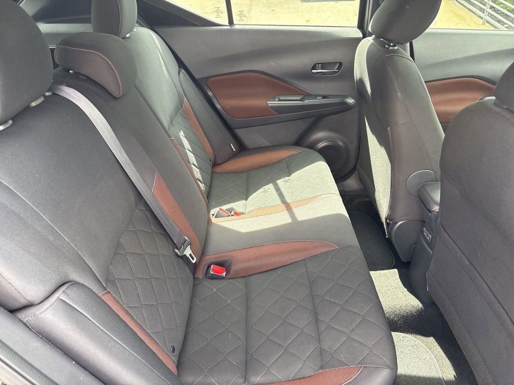 Used 2020 Nissan Kicks SR w/ Exterior Package image 14