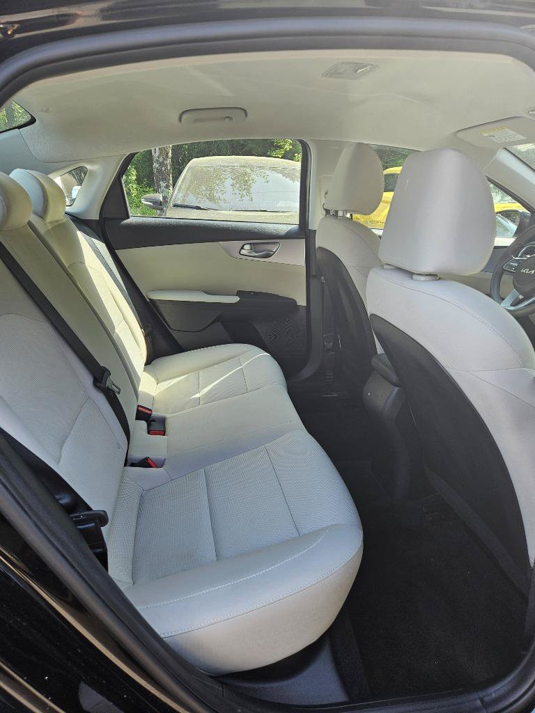 Used 2023 Kia Forte LXS FWD image 20