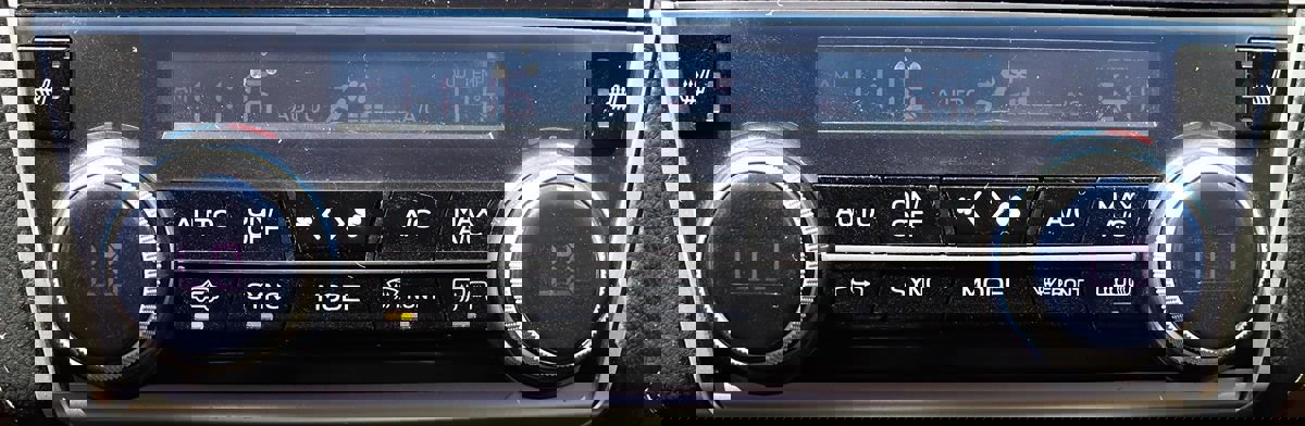 Used 2019 Subaru Legacy 2.5i Premium AWD/4WD image 44