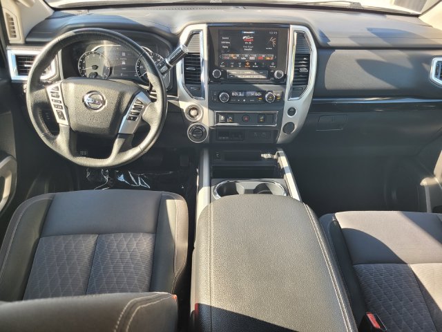 Used 2021 Nissan Titan SV w/ SV Convenience Package AWD/4WD image 16