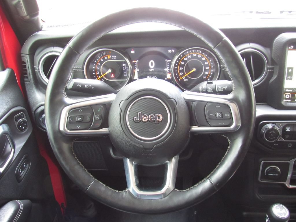 Used 2018 Jeep Wrangler Unlimited Sahara w/ Uconnect 4C Nav & Sound Group AWD/4WD image 23