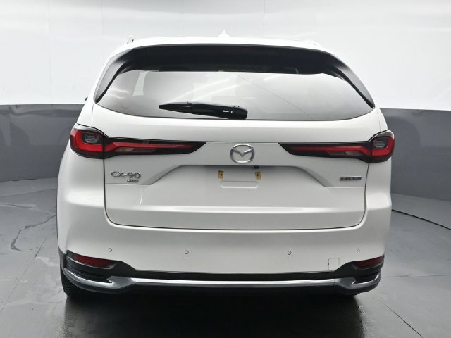 Certified 2024 MAZDA CX-90 Plug-In Hybrid w/ Premium Plus AWD/4WD image 4