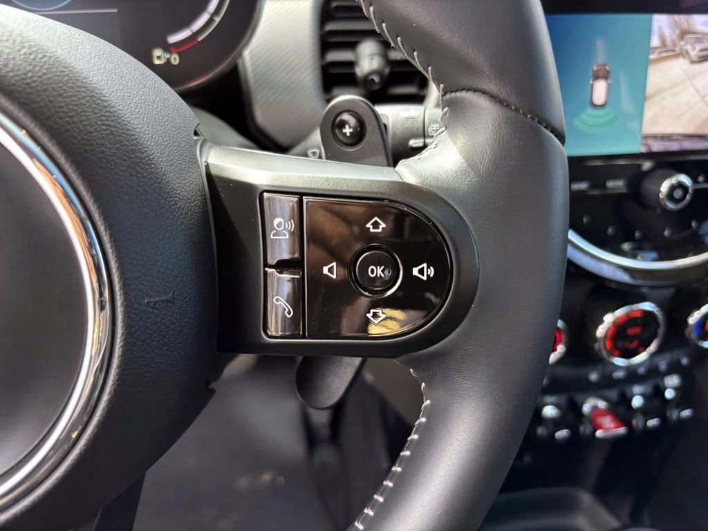 Used 2024 MINI Cooper S image 18