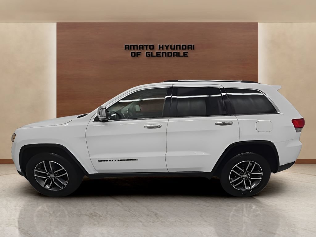 Used 2018 Jeep Grand Cherokee Limited w/ Trailer Tow Group IV AWD/4WD image 3