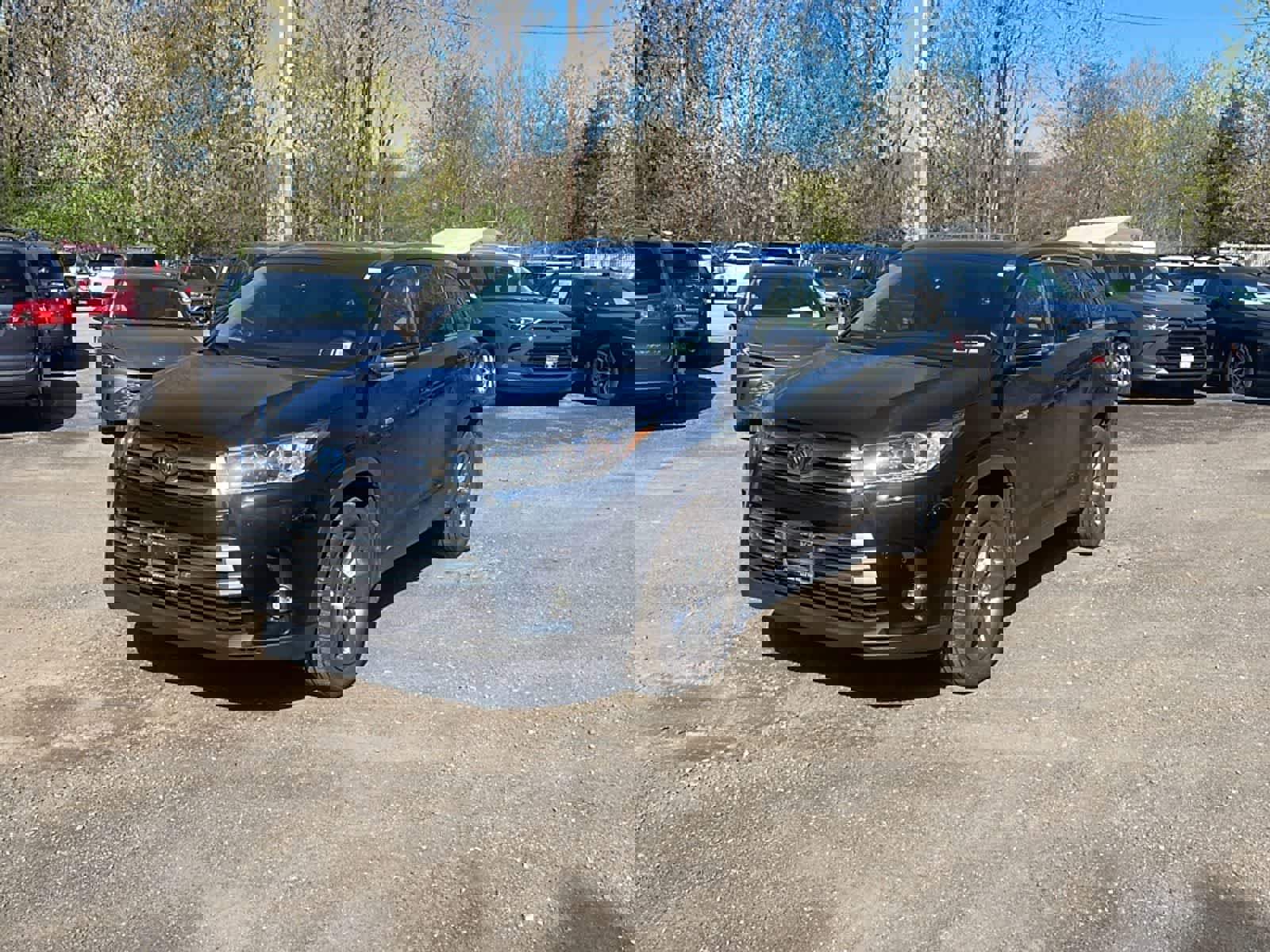 Certified 2019 Toyota Highlander Limited Platinum AWD/4WD image 1