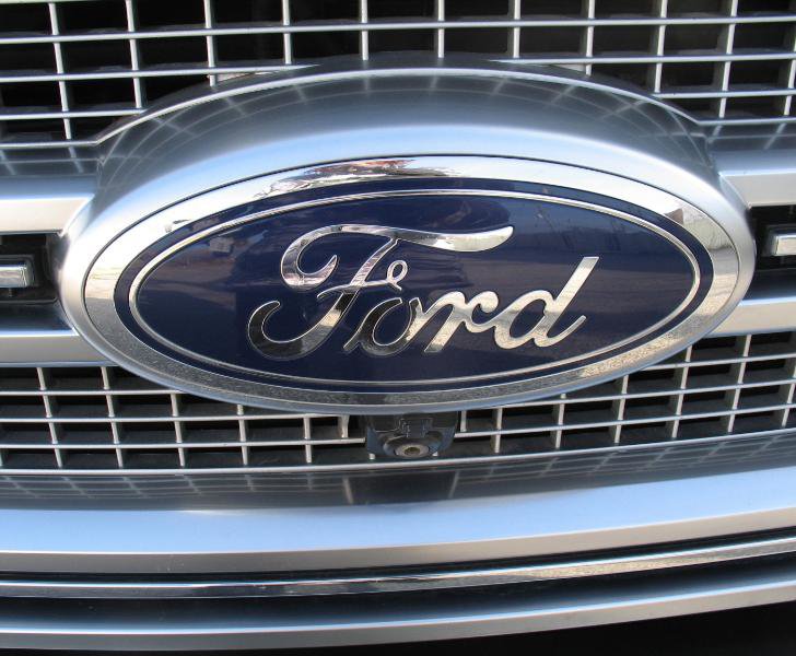 Used 2016 Ford F150 Platinum w/ Equipment Group 701A Luxury image 91