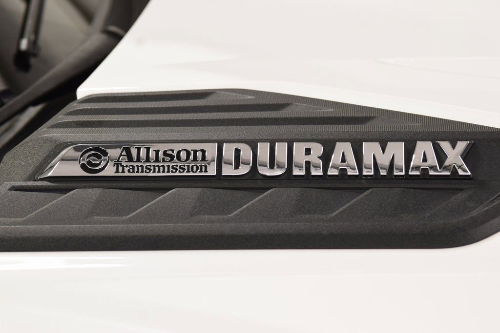 Used 2024 Chevrolet Silverado 2500 High Country w/ Technology Package image 17