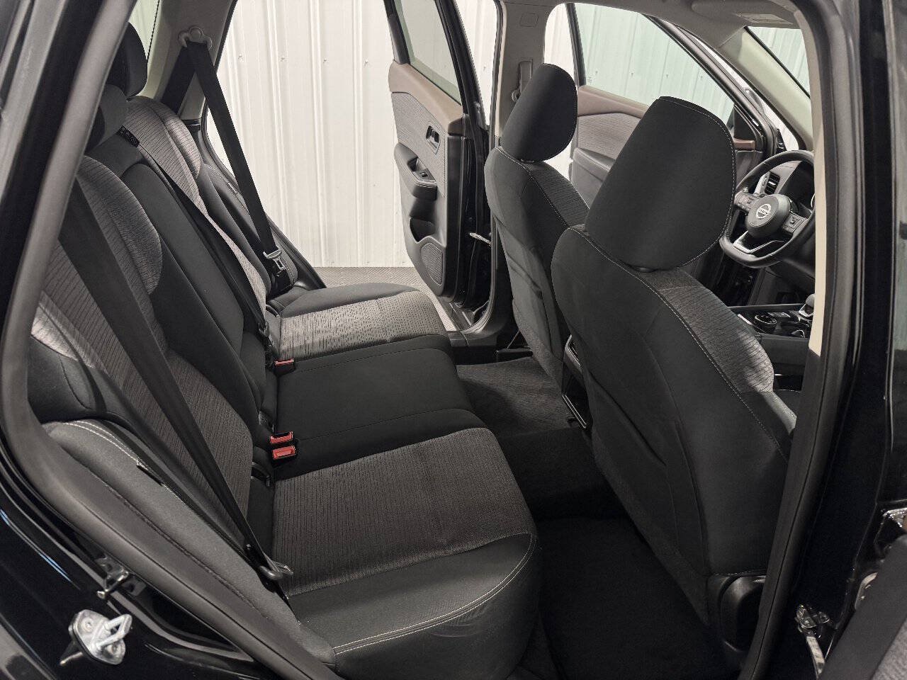 Used 2021 Nissan Rogue S AWD/4WD image 19