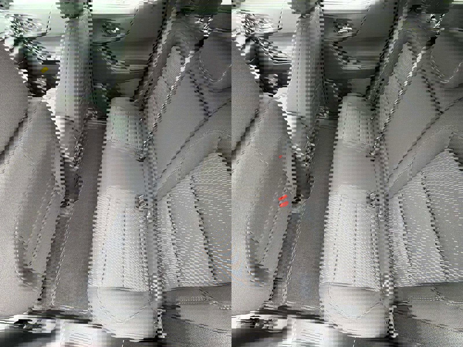 New 2026 Chevrolet Equinox LT w/ Safety and Technology Package image 4