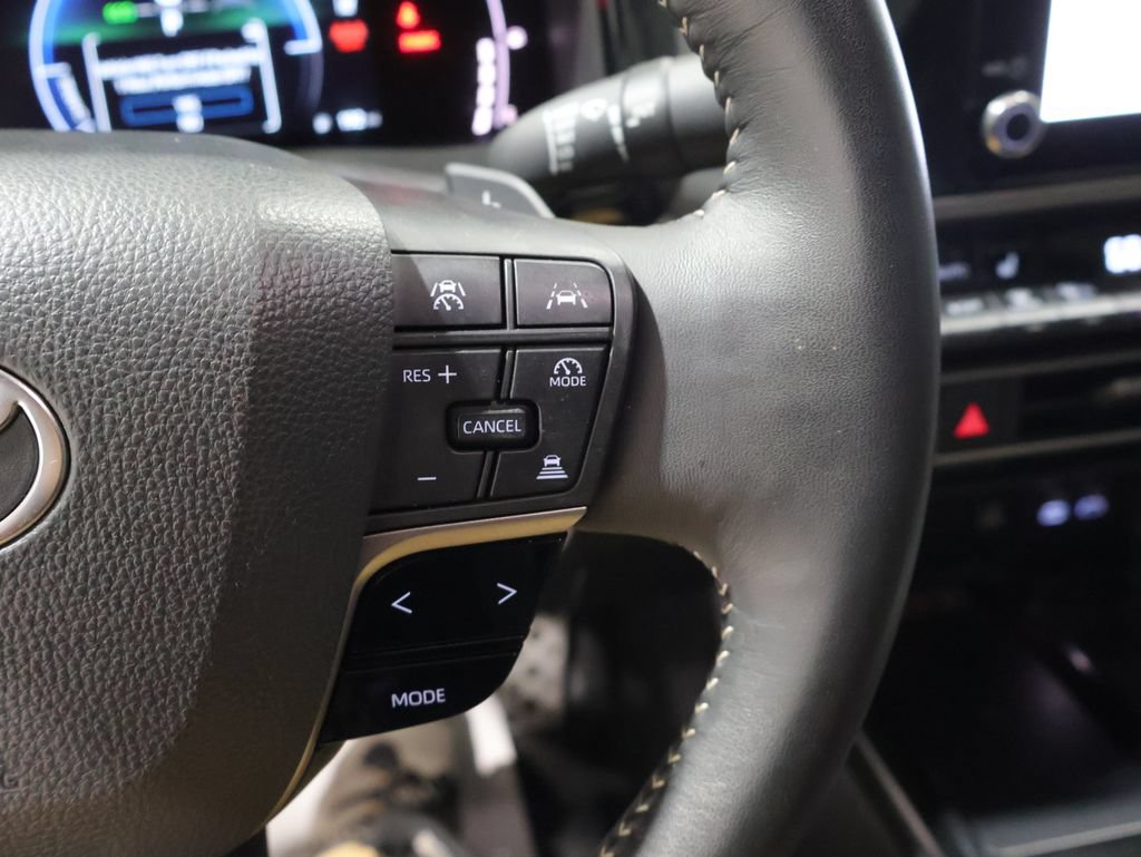 Certified 2025 Toyota Camry SE w/ Convenience Package AWD/4WD image 35