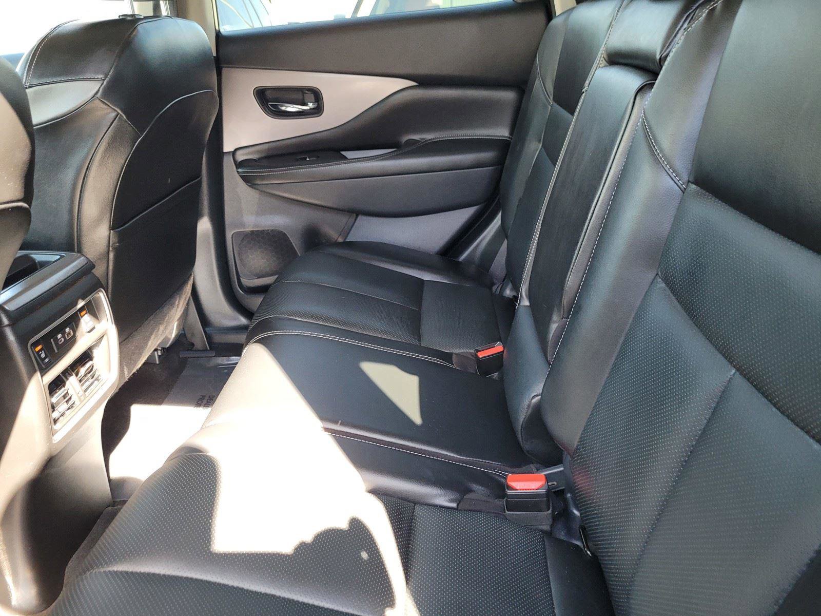 Used 2022 Nissan Murano SL w/ SL Moonroof Package image 17