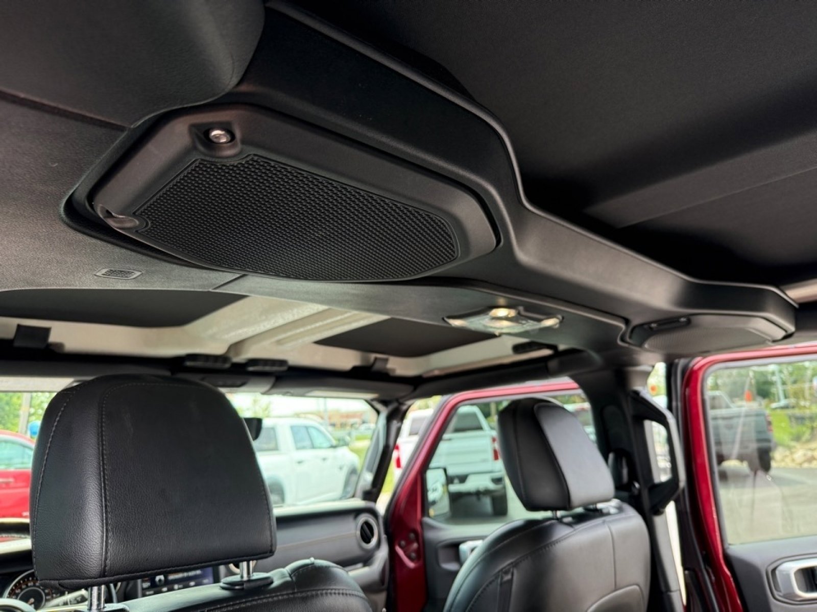 Used 2021 Jeep Gladiator Overland image 23