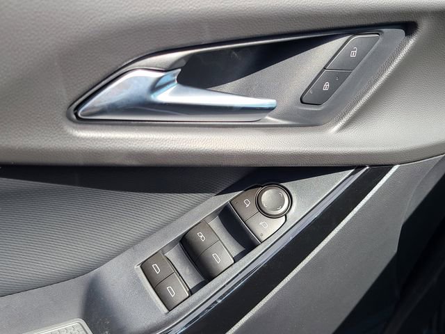 New 2026 Chevrolet Equinox LT w/ Midnight Edition FWD image 14