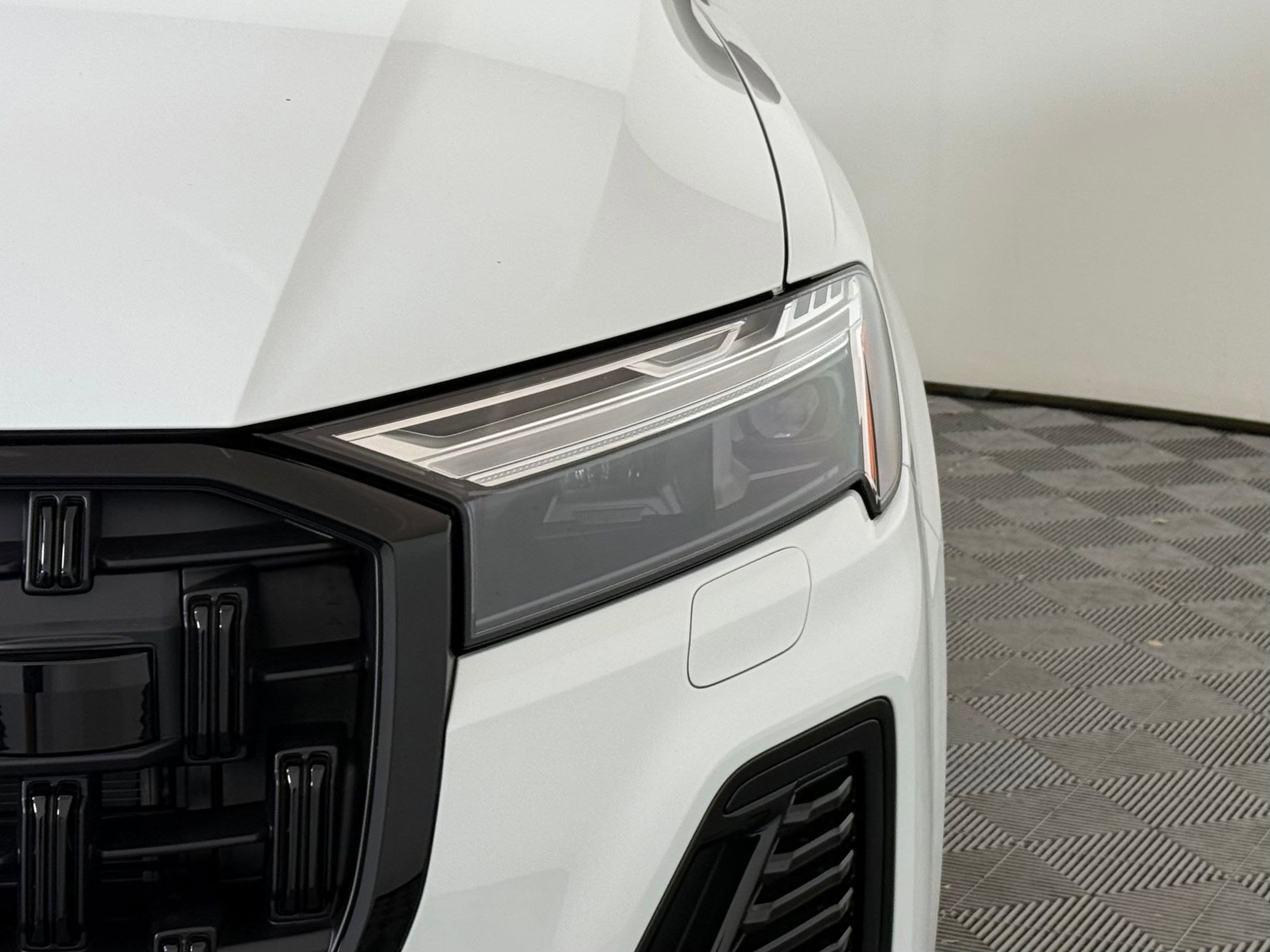 New 2026 Audi Q7 2.0T Premium image 11
