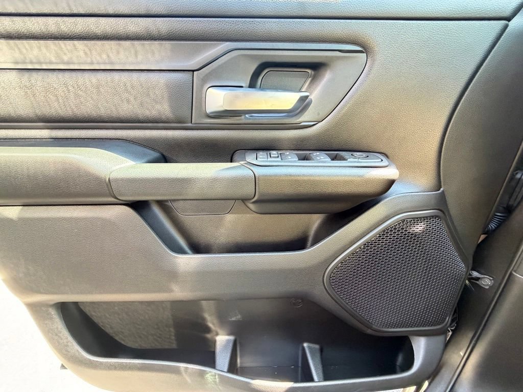 New 2026 RAM 1500 Express AWD/4WD image 25