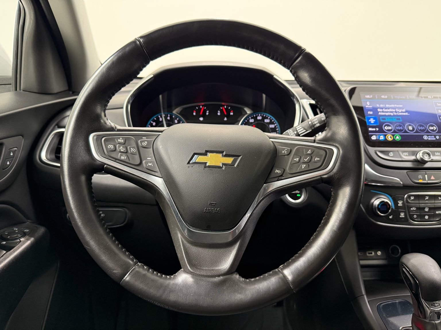 Used 2022 Chevrolet Equinox LT image 16