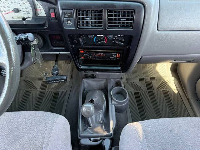 Used 2001 Toyota Tacoma 2WD Xtracab image 19