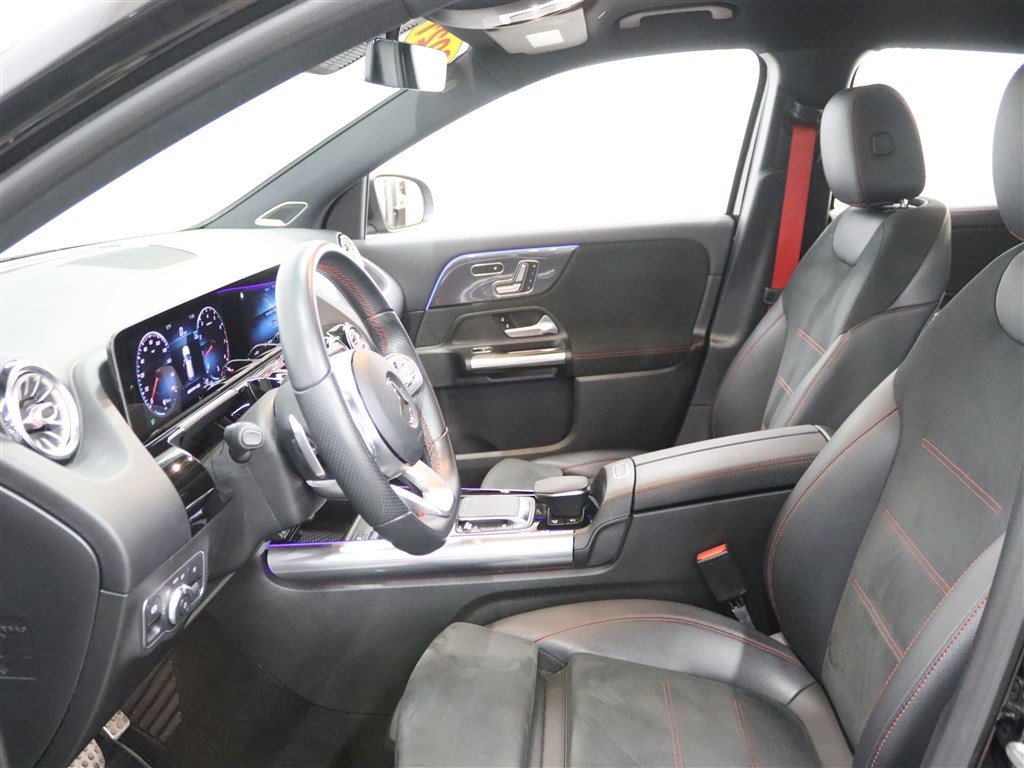 Used 2021 Mercedes-Benz GLA 35 AMG 4MATIC image 12