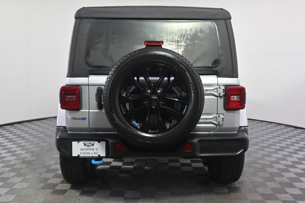 Used 2023 Jeep Wrangler Unlimited Sahara w/ Cold Weather Group AWD/4WD image 5
