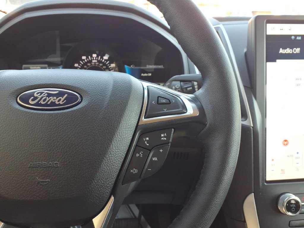 Certified 2024 Ford Edge SEL w/ Convenience Package AWD/4WD image 16