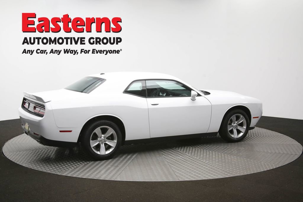Used 2022 Dodge Challenger SXT image 40