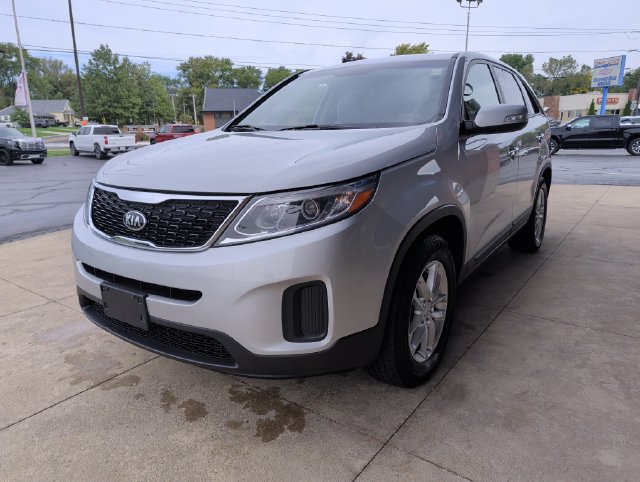 Used 2015 Kia Sorento LX FWD image 3