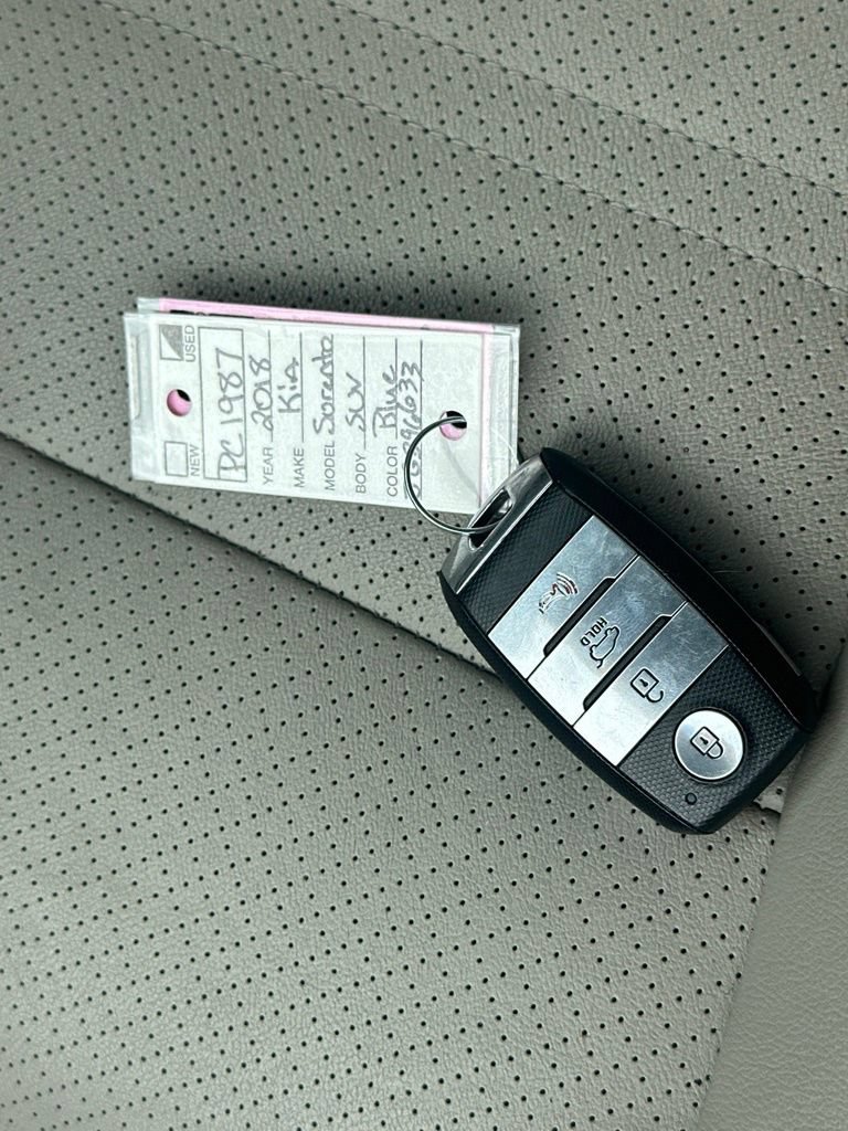 Used 2018 Kia Sorento EX FWD image 37