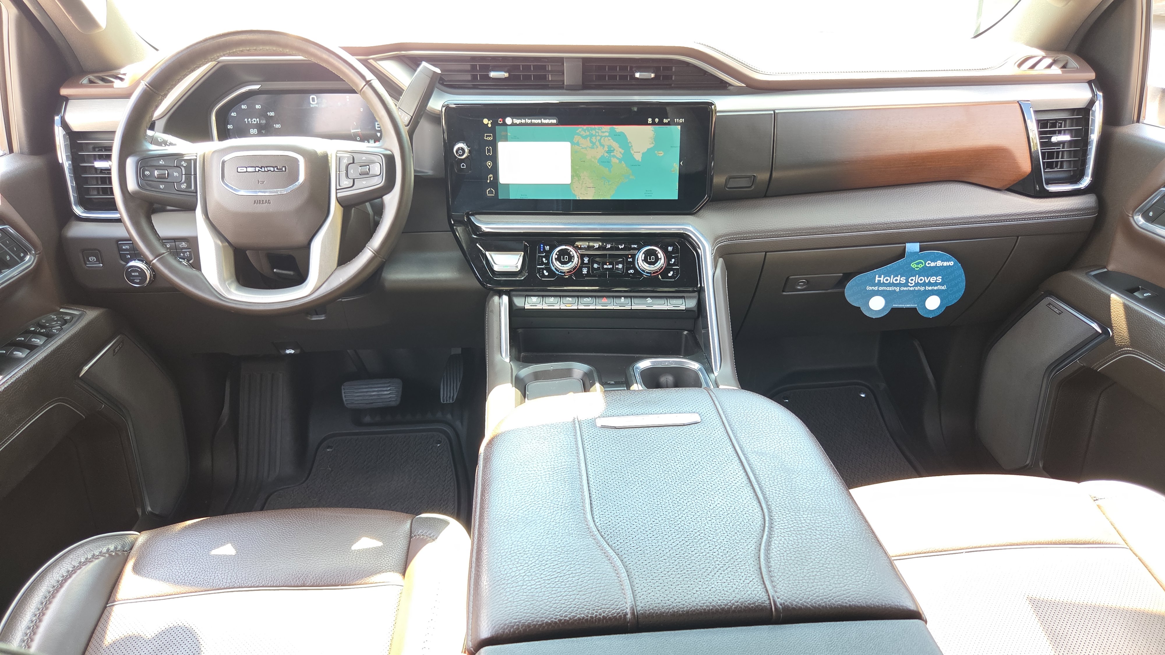Used 2024 GMC Sierra 2500 Denali w/ Denali Reserve Package AWD/4WD image 12