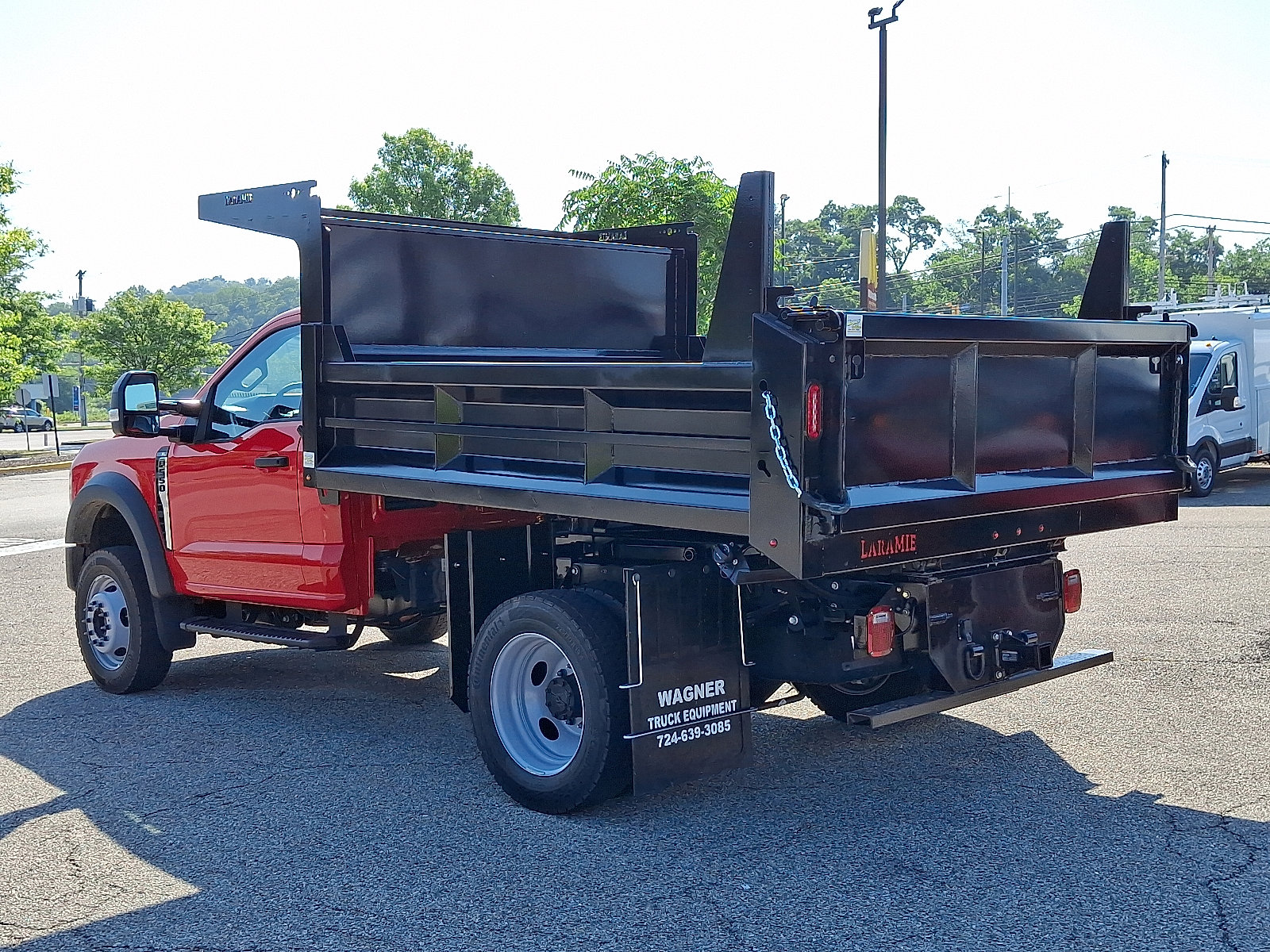 New 2025 Ford F550 4x4 Regular Cab Super Duty image 4