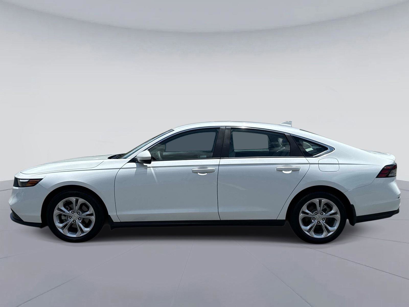 Certified 2023 Honda Accord LX image 7