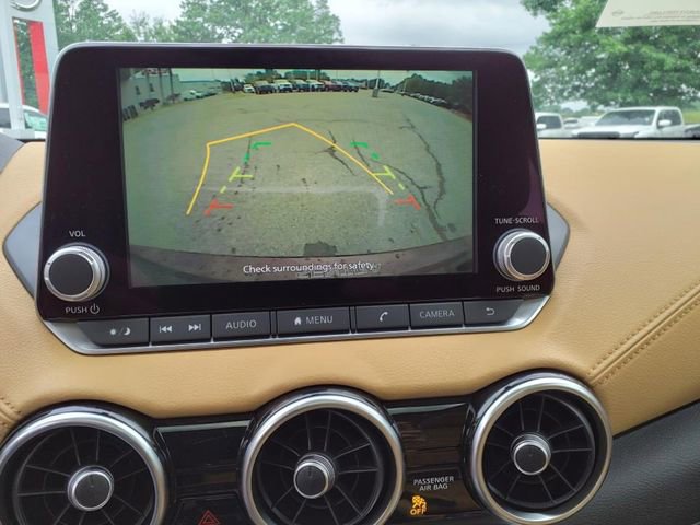 Used 2023 Nissan Sentra SV w/ SV Premium Package image 11