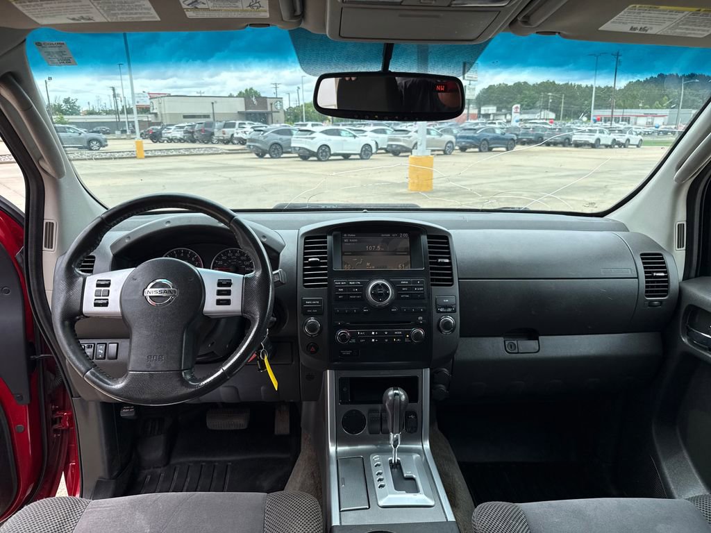 Used 2012 Nissan Pathfinder SV RWD image 19