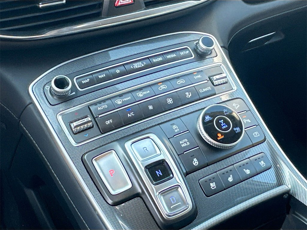 Used 2023 Hyundai Santa Fe Limited image 19