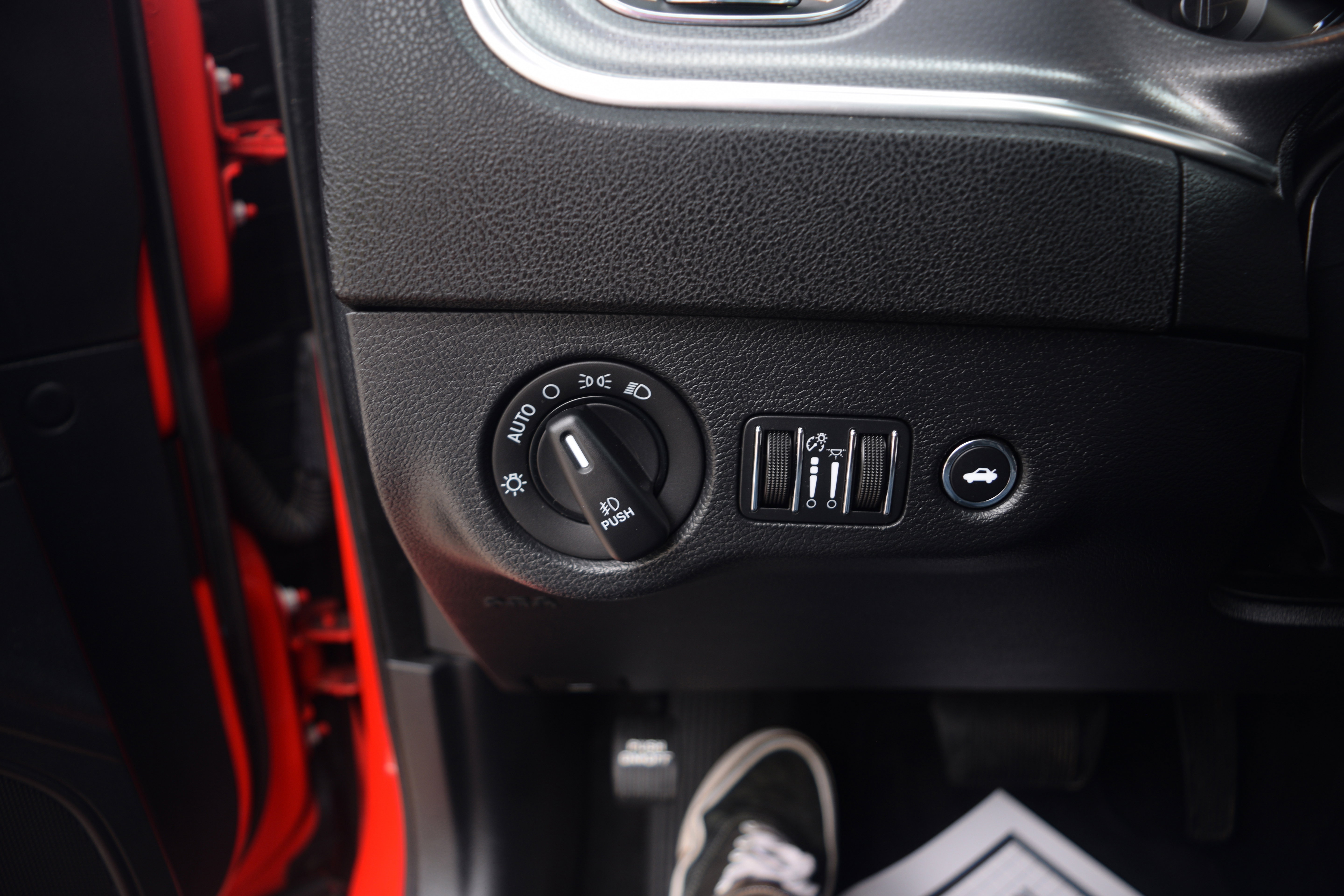 Used 2013 Dodge Charger R/T w/ Wheels & Tunes Group image 7