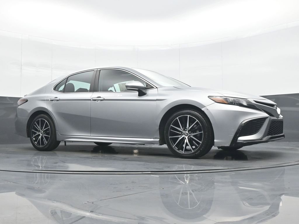 Used 2023 Toyota Camry SE FWD image 32