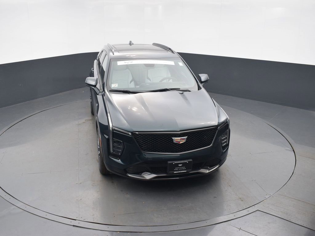 Certified 2025 Cadillac XT4 Sport image 41