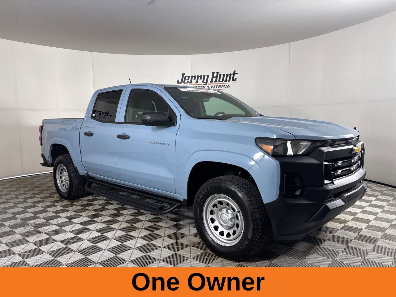 Used 2025 Chevrolet Colorado W/T w/ Advanced Trailering Package image 4