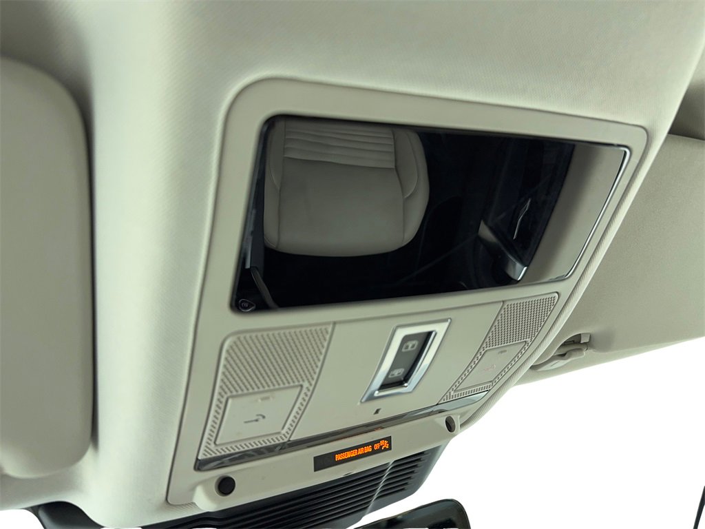 Used 2023 Land Rover Discovery Sport SE image 37