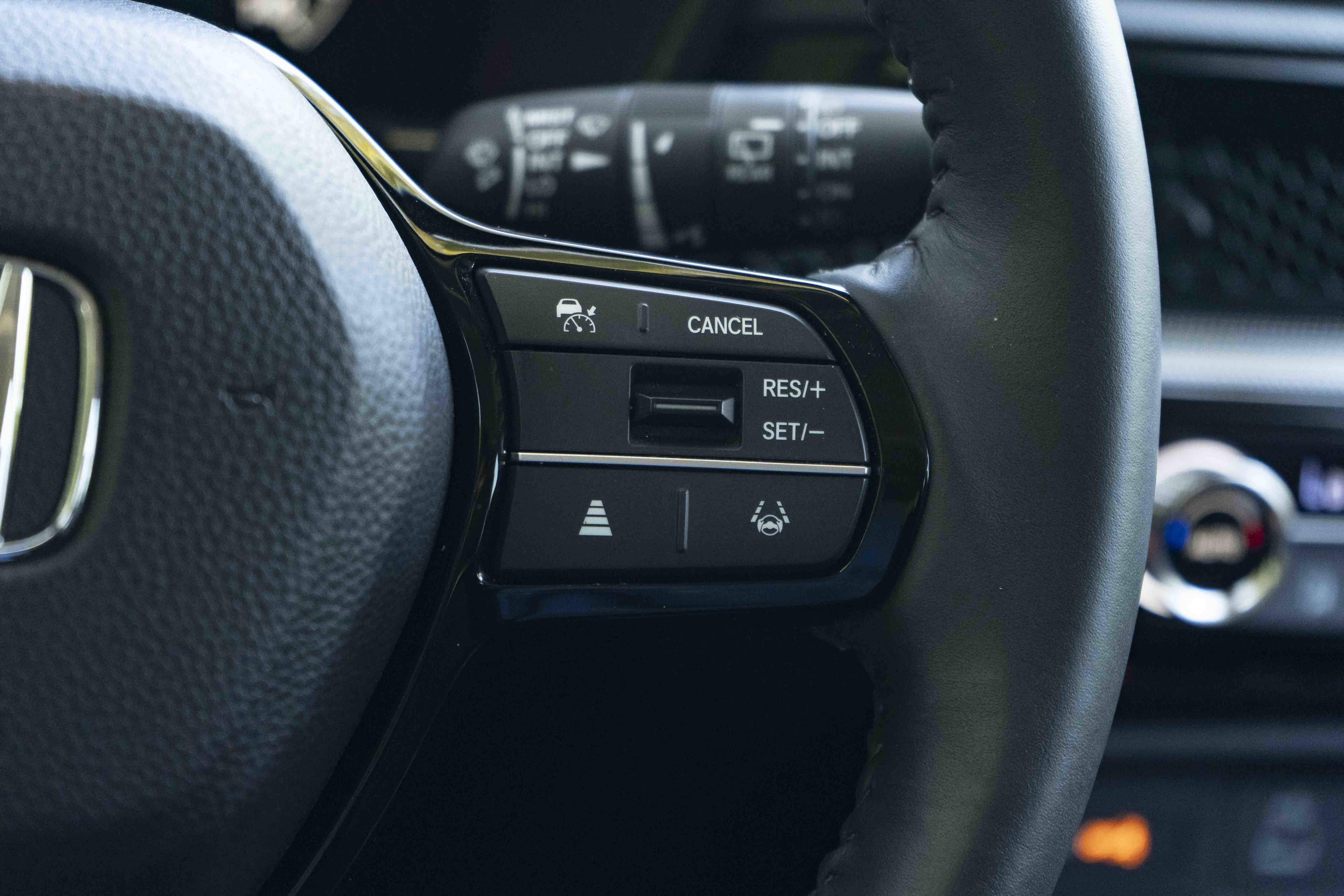 Used 2025 Honda CR-V EX-L image 21