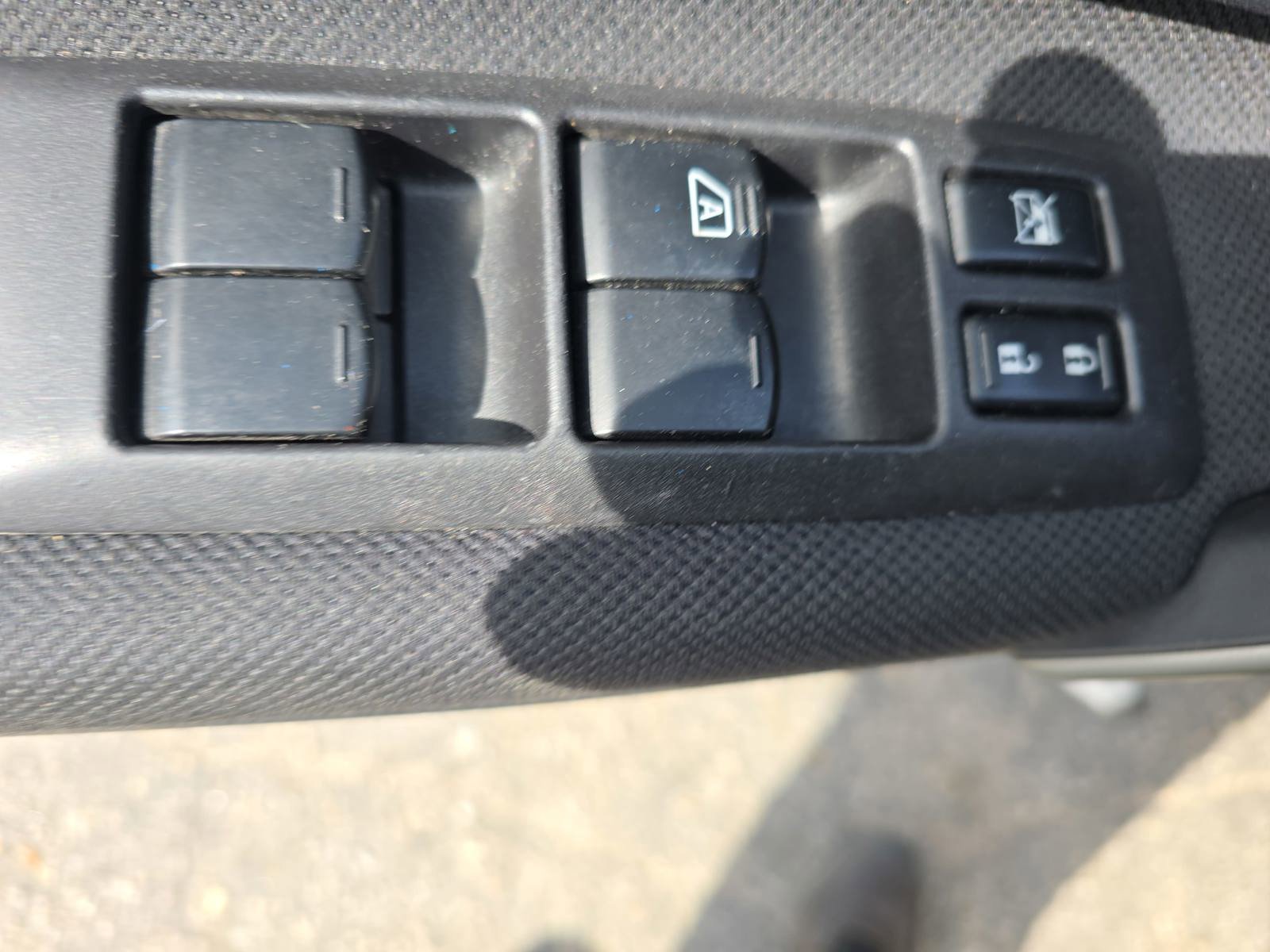 Used 2012 Nissan Rogue S w/ Special Edition Pkg image 30